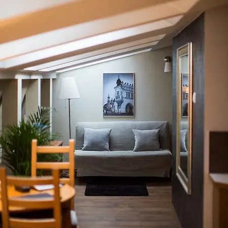 Apartwawel Aparthotel