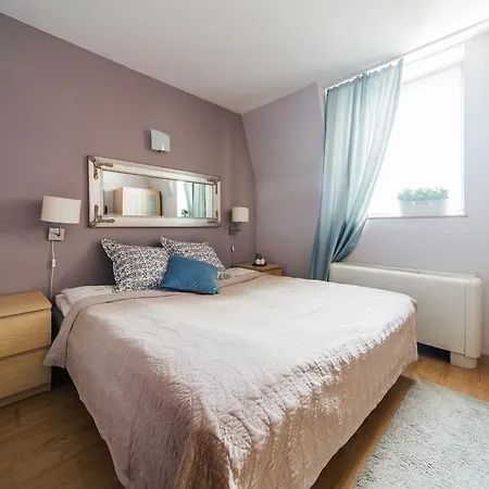 Aparthotel Apartwawel *