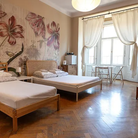 Trzy Kafki Private * Cracovia