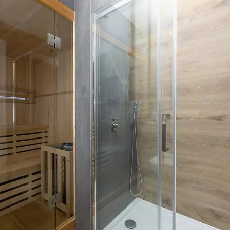 With Private Sauna - Dietla 21 Street Krakow