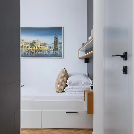 Apartment With Private Sauna - Dietla 21 Street