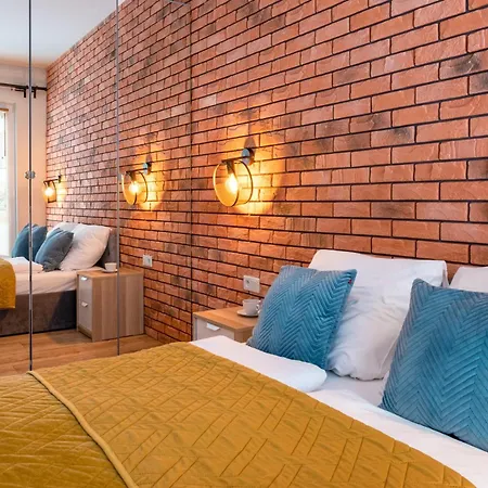 Marvels Place With Parking And Ac Апартаменты