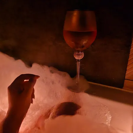 Luksusowy 60 M Z Jacuzzi Oraz Z Ogrodkiem Na Dachu Na Wylacznosc ! Krakow