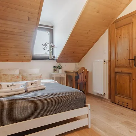 Goscinne Cheval Homestay Krakow