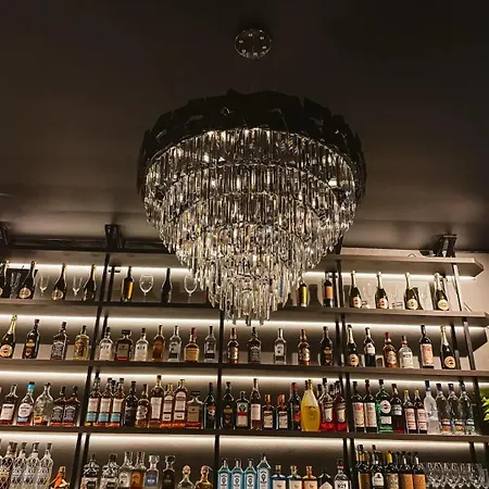 Royal Rose - Old Town Krakow