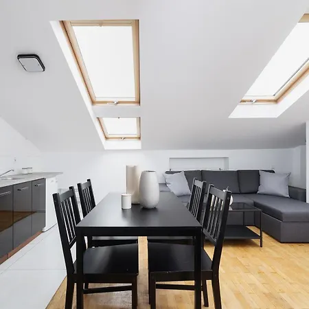 1 Bedroom With Ac - Dluga 65 Street 크라쿠프