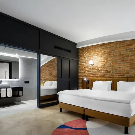 Hotel Mercure Fabryczna 4*