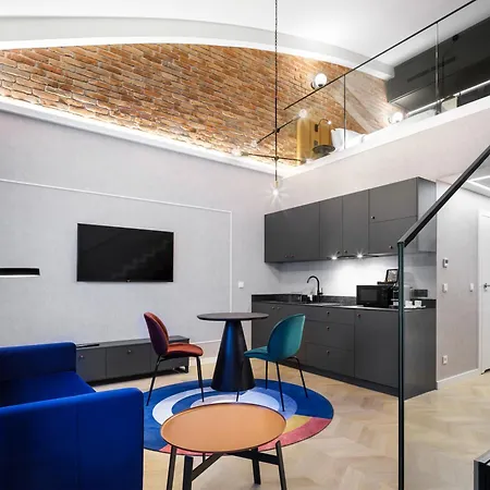 Mercure Fabryczna 4*