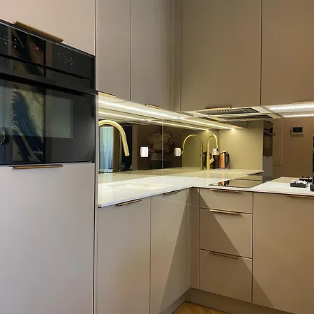 Apartment Lux By Torres At K39