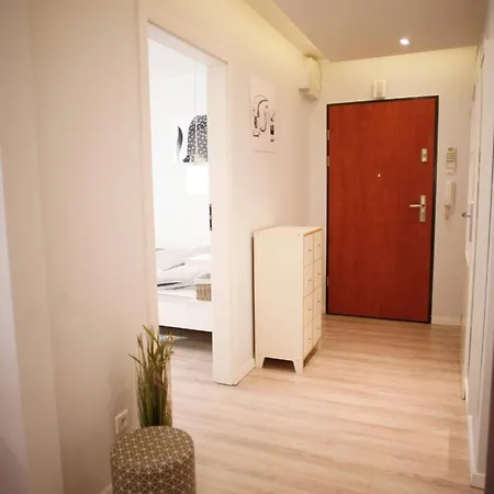 Apartament Komfortowy Bociana 4 *