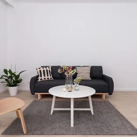 1 - Bedroom - Powisle 2 Apartment *