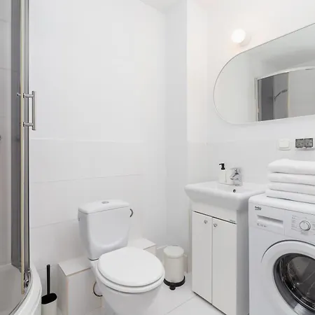 Apartment 3-bedroom - 51 Dietla Street *