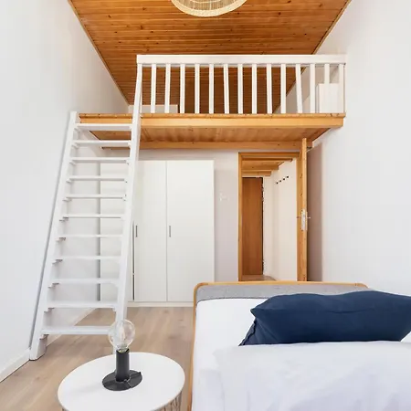 Apartment 3-bedroom - 51 Dietla Street