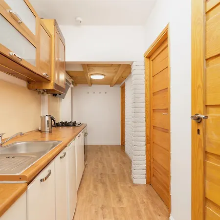 Apartment 3-bedroom - 51 Dietla Street *