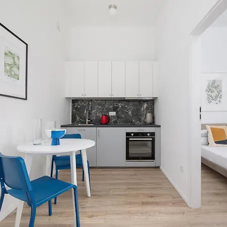 2 Bedroom - Dluga 65 Apartment *