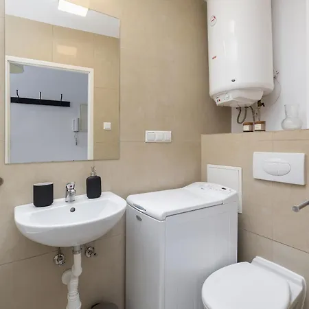 Apartment 1-bedroom - Dluga 65 *