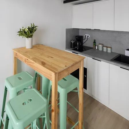 Center, Modern, Quiet Place By Homeclick Apartment