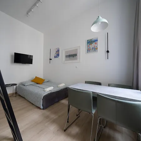 Apartment Center, Modern, Quiet Place By Homeclick