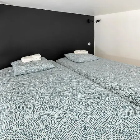 Apartment Center, Modern, Quiet Place By Homeclick