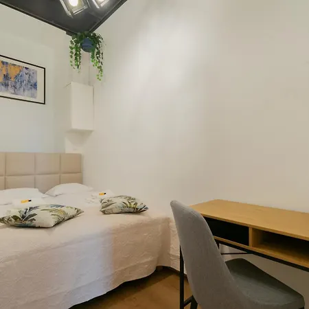 Studencka Street, Next To Planty Park Apartamento Cracovia