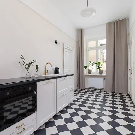 Apartment 3-bedroom - Rejtana 10 Krakow