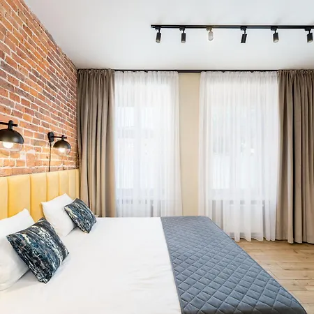 1898 Parkside Boutique Krakow