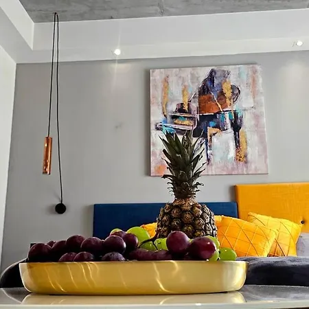 Malila Premium Cracow Lwowska 1 Апартаменты *