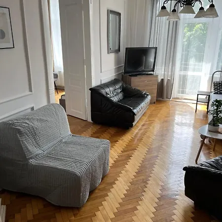 Large Next To Main Station - 85 M2 Apartment Krakow