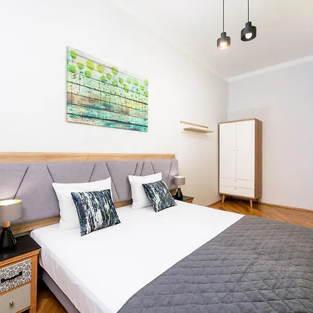1898 Parkside Boutique Aparthotel