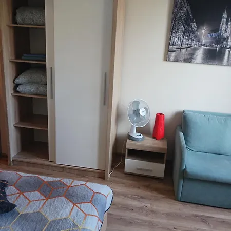Apartment Marco 3 Przy Dworcu-stare Miasto-super Wi Fi