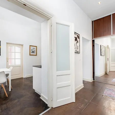Apartment Old Town Spacious *