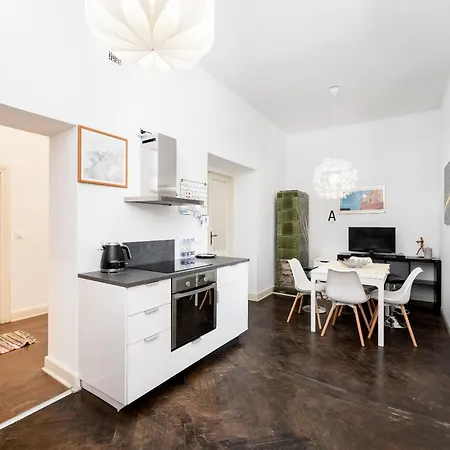 Old Town Spacious Apartment Krakow