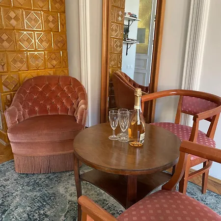 Maria Aparthotel 2*