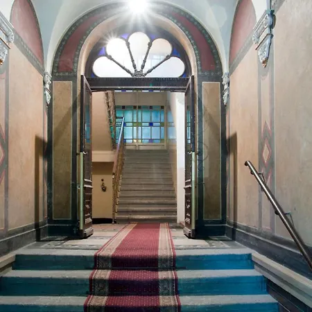 Prestige Location Pijarska Street Apartment *