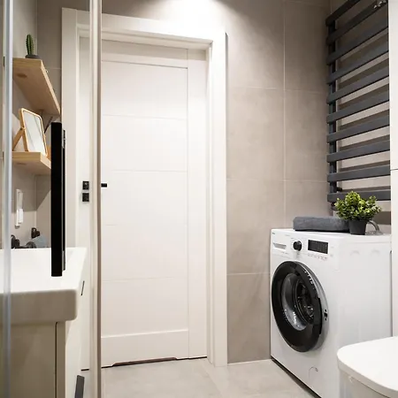Apartament Grey *