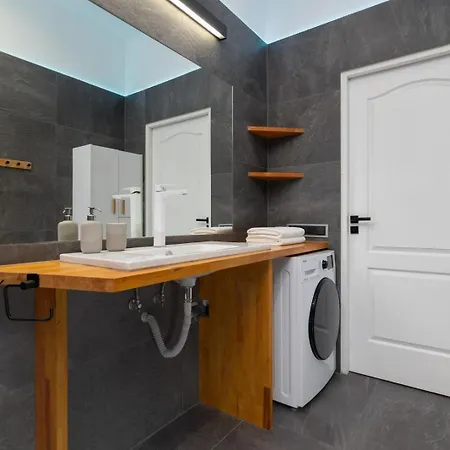 1-bedroom - Radziwillowska 14 Street Apartment *