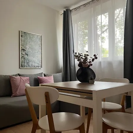 Old Town Bis Apartment