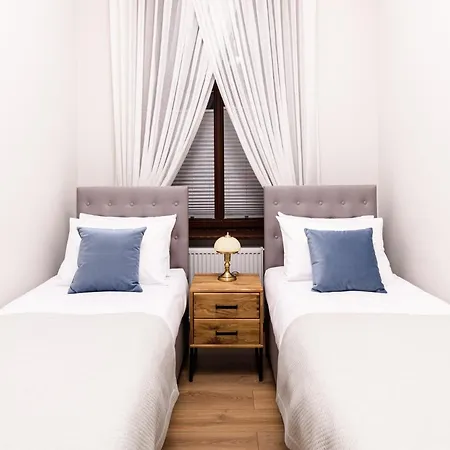 Apartment Family Ac Old Town Main Railway Station *