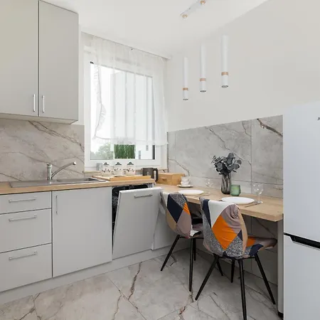 公寓 Cozy Laszkiewicza With Parking By Renters