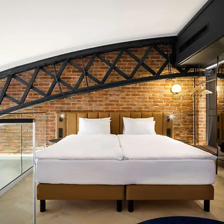 Hotel Mercure Fabryczna 4*