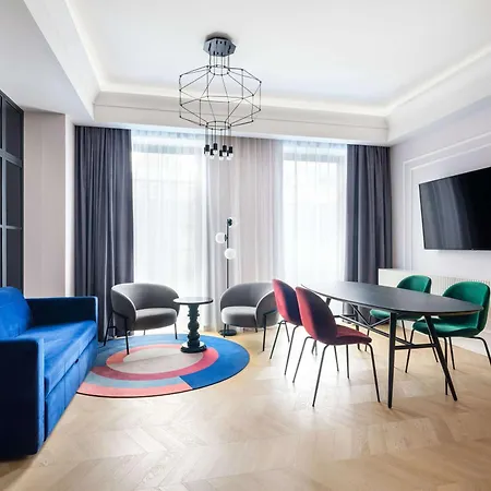 Mercure Fabryczna 4*