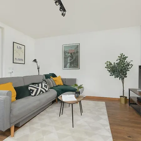 Apartment Zbozowa 2a Nowy Kleparz Cracow By Renters