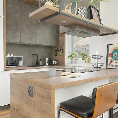 Apartment Zbozowa 2a Nowy Kleparz Cracow By Renters