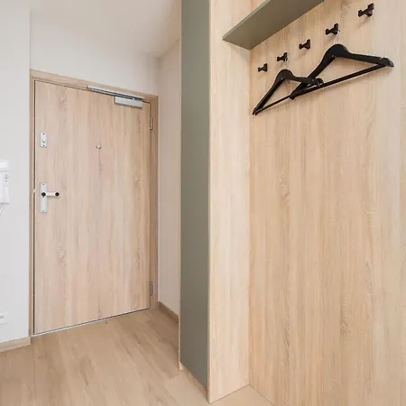 Modern With Air Conditioning In Downtown By Renters Krakow