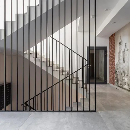 Apartment Modern With Air Conditioning In Downtown By Renters Krakow