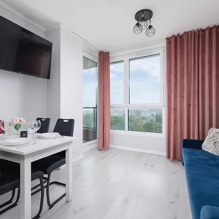 Apartament Przestronny Z Balkonem By Renters *