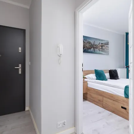 Przestronny Z Balkonem By Renters Apartament *
