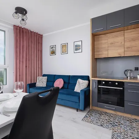 Apartament Przestronny Z Balkonem By Renters Kraków