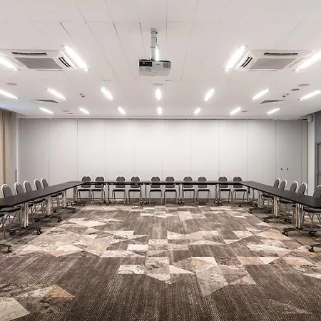 Novotel West מלון קרקוב