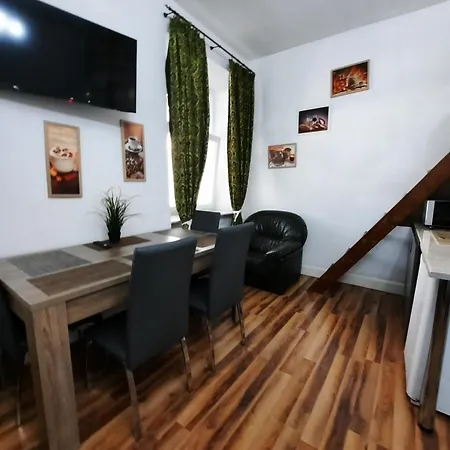 Lorf Hostel&coffee Hostel *